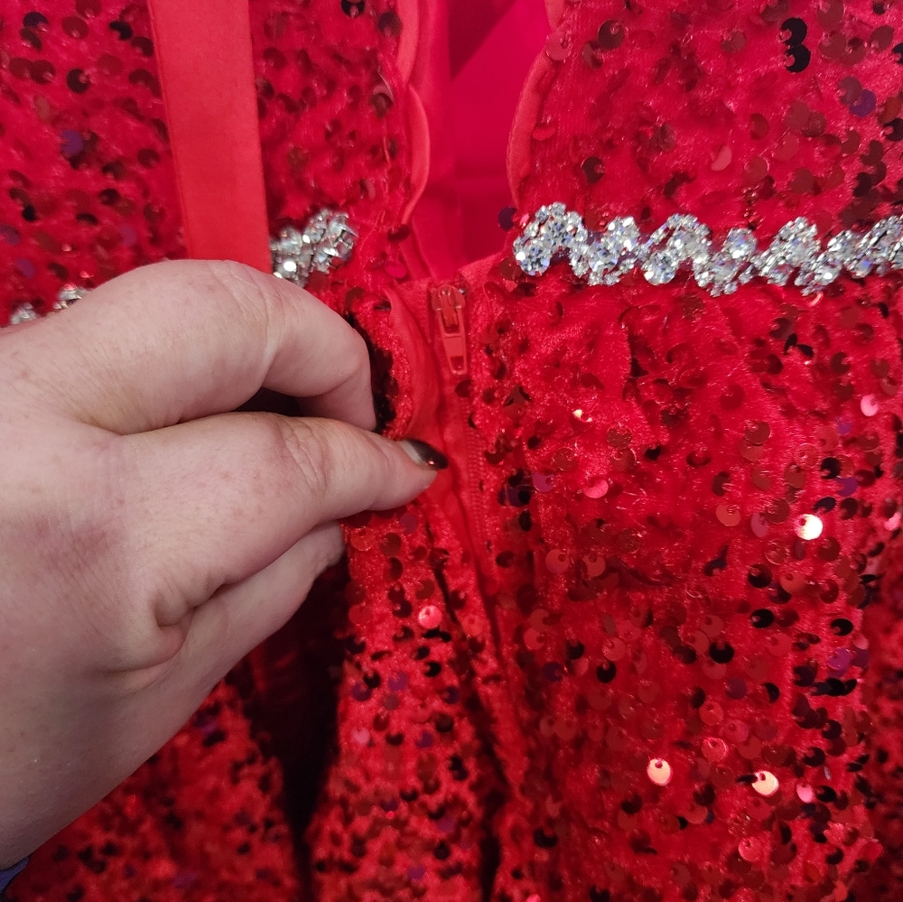 Girls Pageant Dress - Picture 5 of 14
